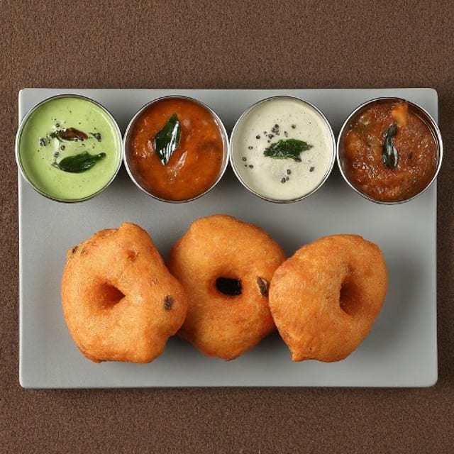 Medu Vada.