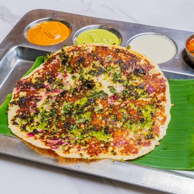 Onion Chili Uthappam.